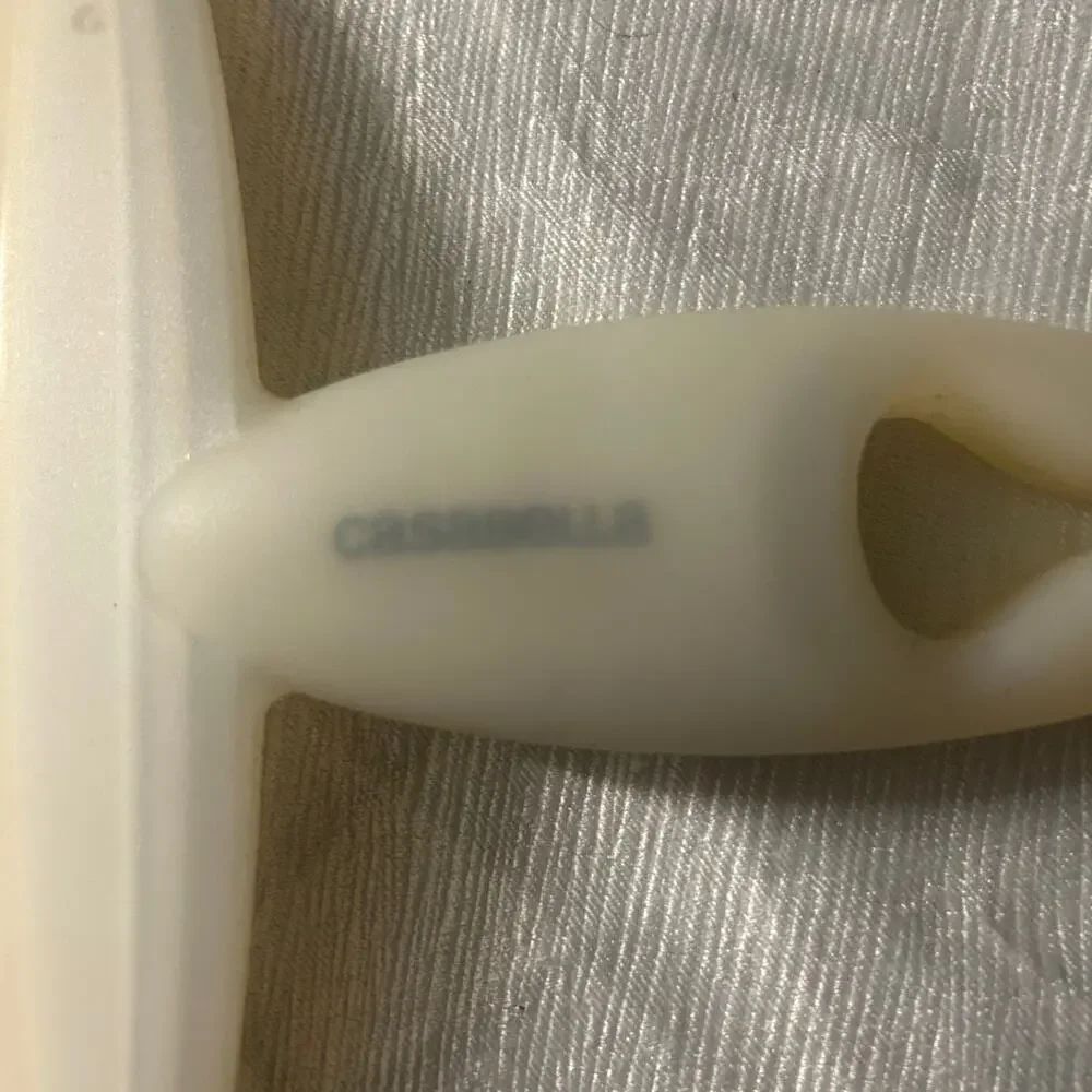 Casabella attachable squeegee